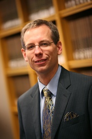 photo.jpg Visit Erik Larson